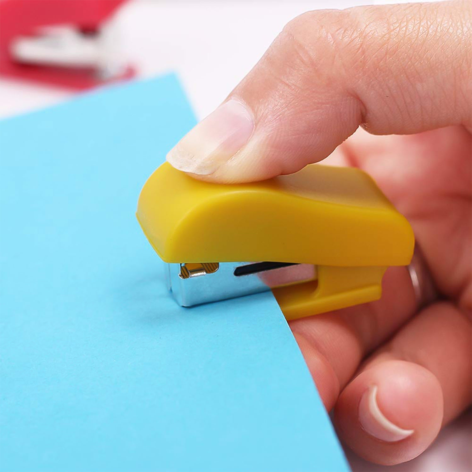 Mini Stapler Set with Staples – Assorted Colors | No.10 Staplers with Pins (20 pcs Set) Mini Stapler Set with Staples – Assorted Colors | No.10 Staplers with Pins (20 pcs Set)